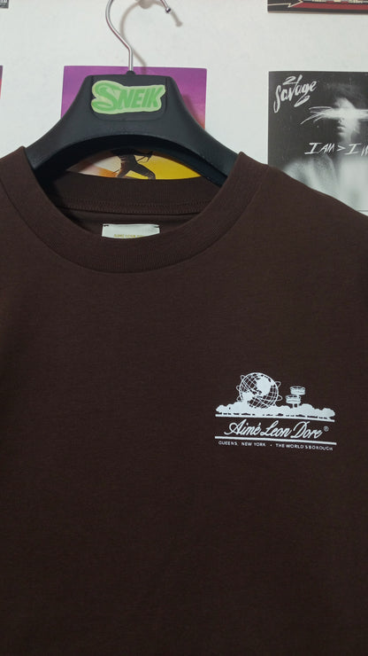 Aimé Leon Dore Queens World's Borough Tee - Marrón