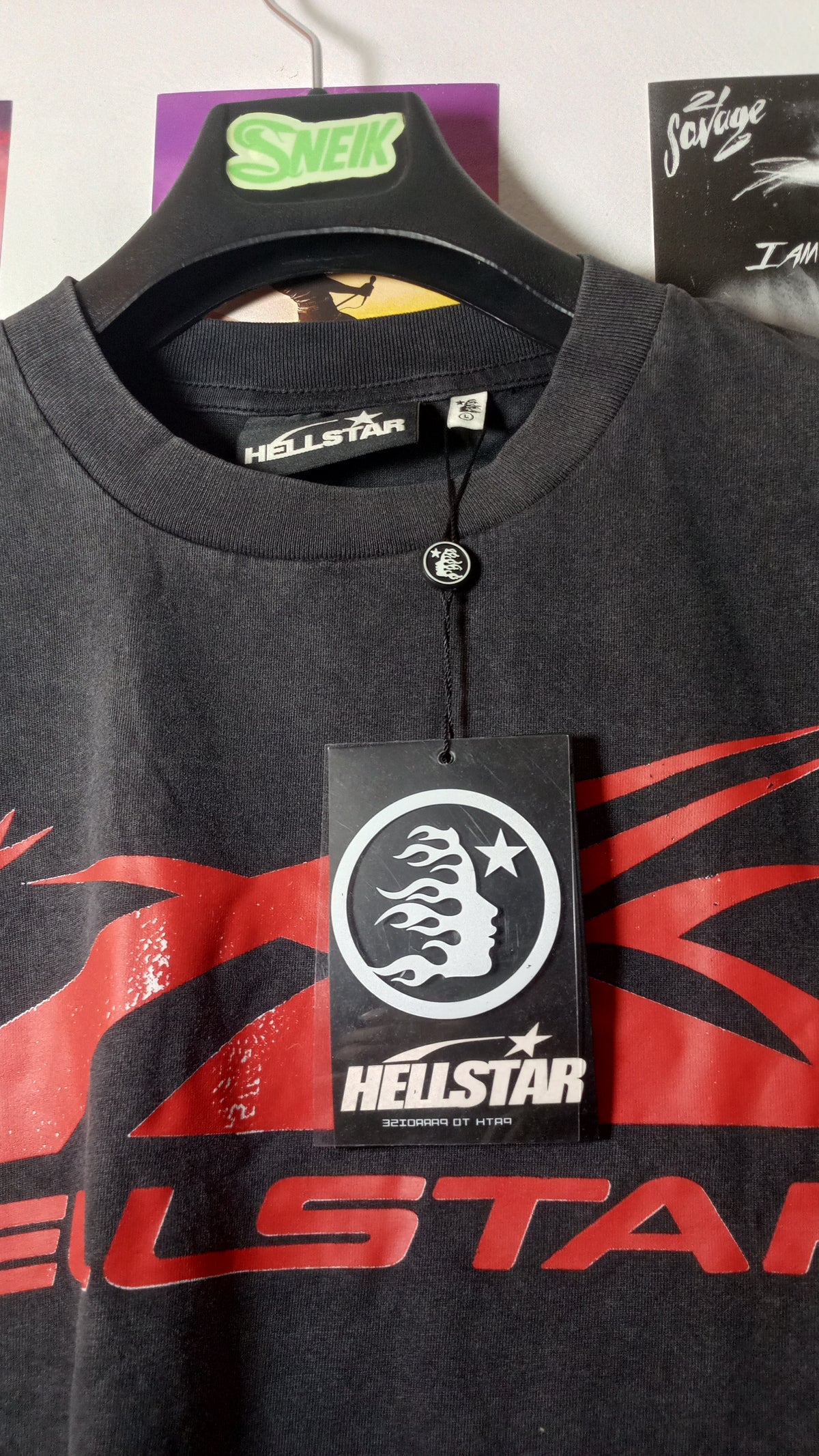 Hellstar Sport Logo Gel Tee - Black/Red
