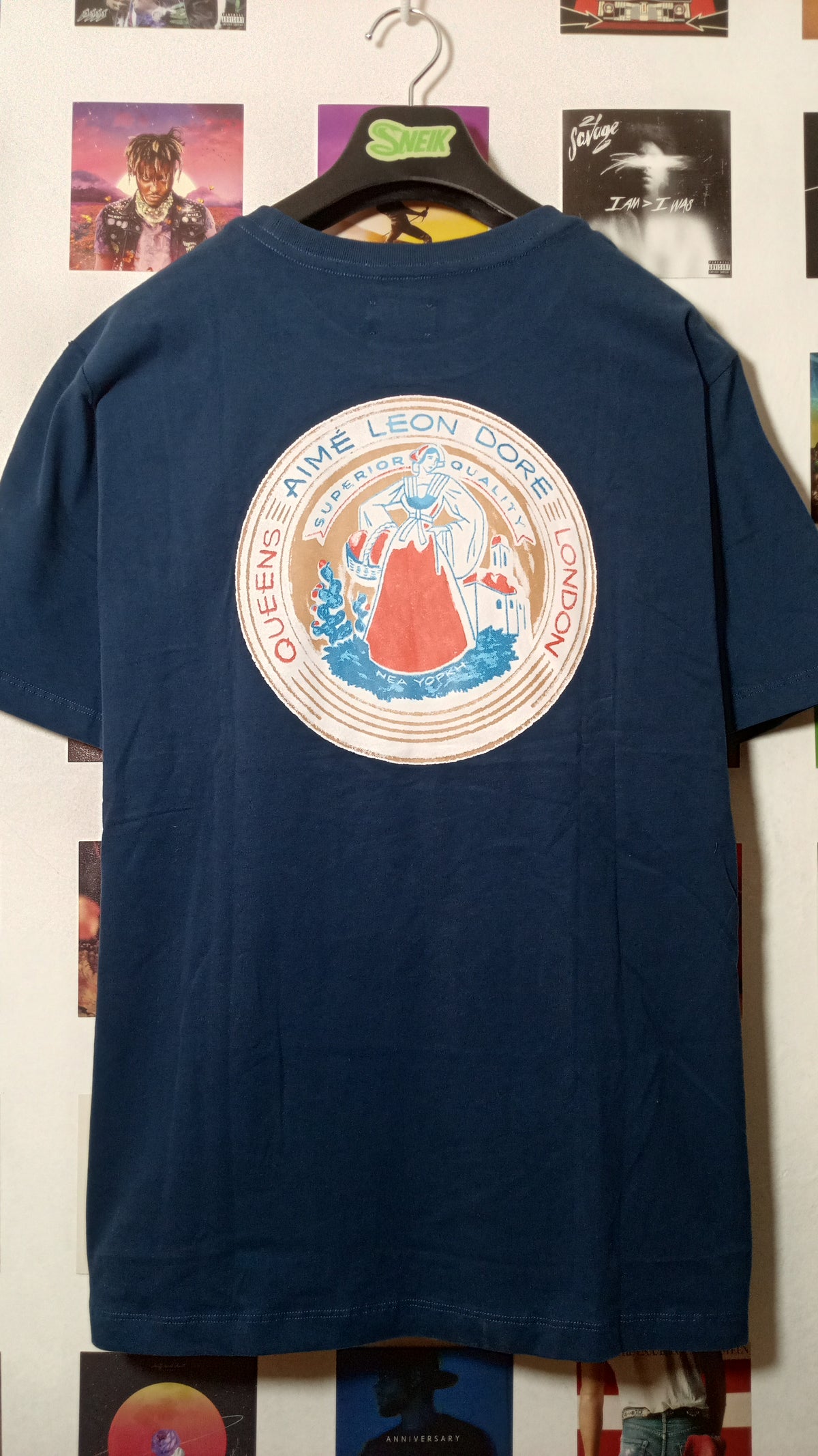 Aimé Leon Dore Queens Patch Tee - Azul Marino
