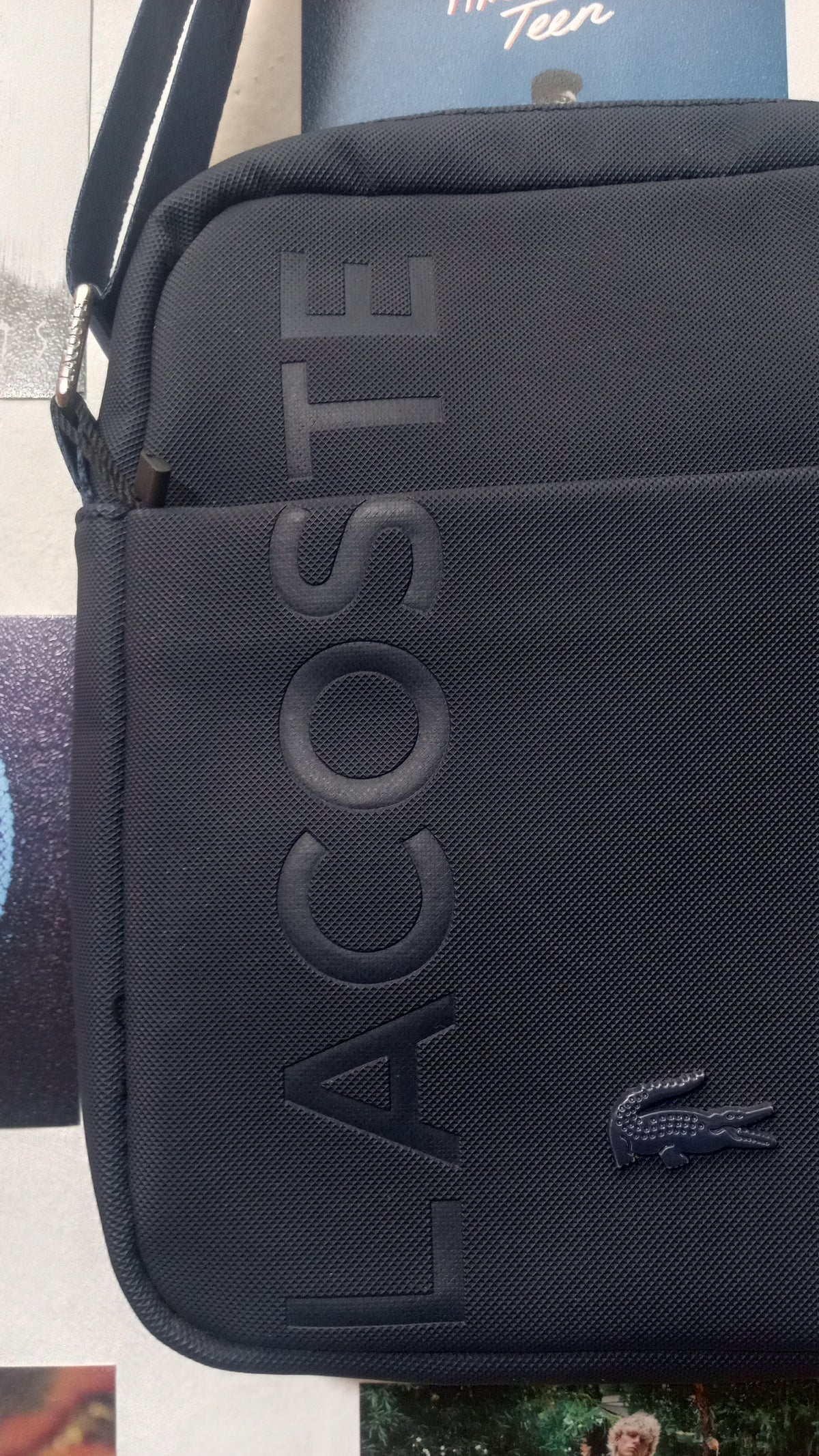 Lacoste Flat Crossover Bag - Negro